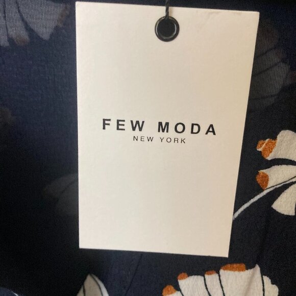 Few Moda fit and flare floral pattern dress - Picture 6 of 10